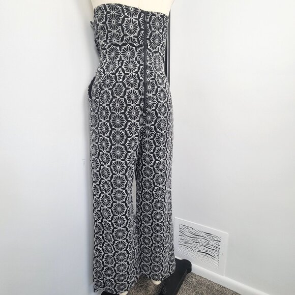 Bardot Twist Black White Floral Strapless Wide Leg Jumpsuit – Size 4 (XS) NWT - Picture 7 of 16